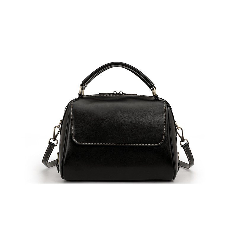 Crossbody Bag — Soft Leather Day Satchel — Black