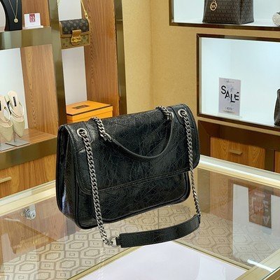Crossbody Bag — Chain-Detail City Messenger — Black — Large